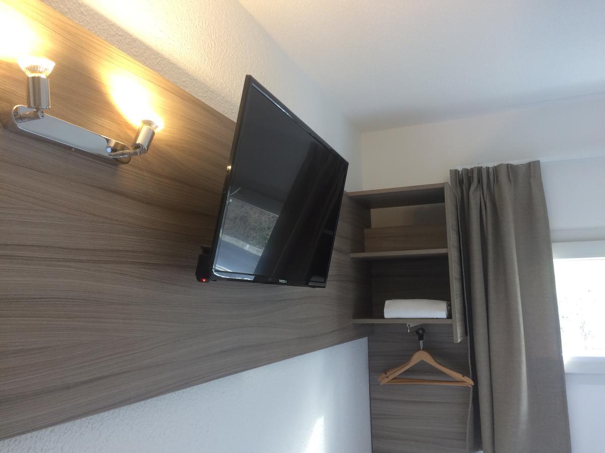 กู๊ด โฮเต็ล มาร์เซย โอบาญ - ลา วาล็องติน Hotel La Penne-sur-Huveaune ภายนอก รูปภาพ